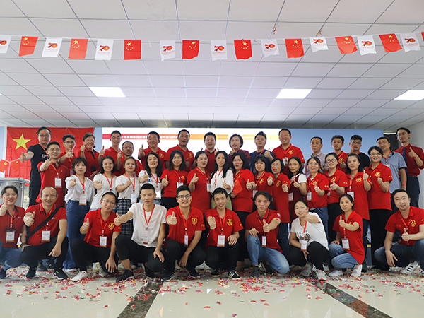 團(tuán)隊(duì)風(fēng)采